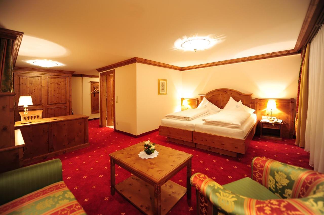 Hotel Max Зерфаус Екстер'єр фото