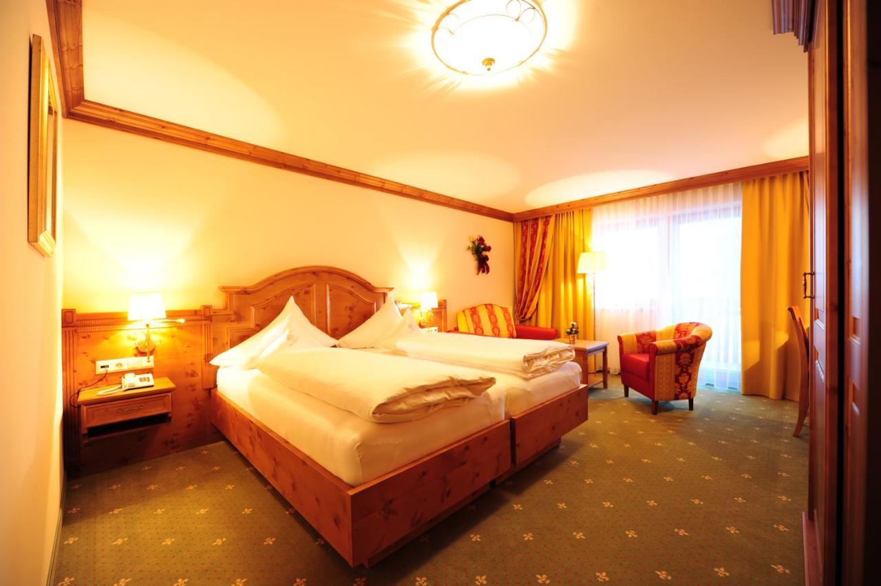 Hotel Max Зерфаус Екстер'єр фото