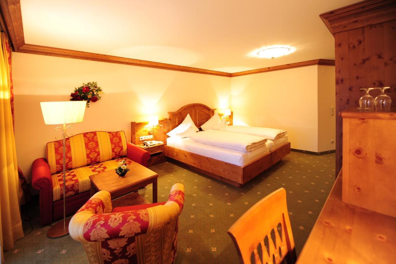 Hotel Max Зерфаус Екстер'єр фото
