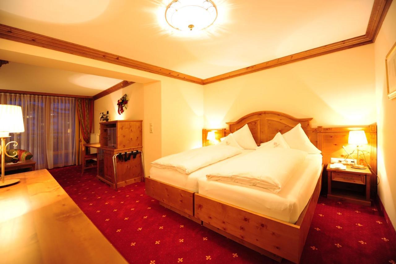 Hotel Max Зерфаус Екстер'єр фото