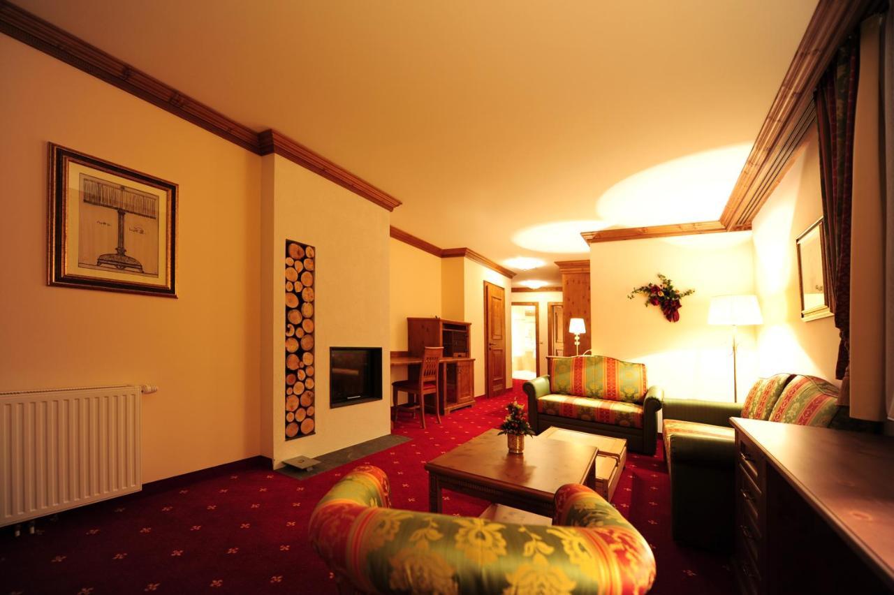 Hotel Max Зерфаус Екстер'єр фото