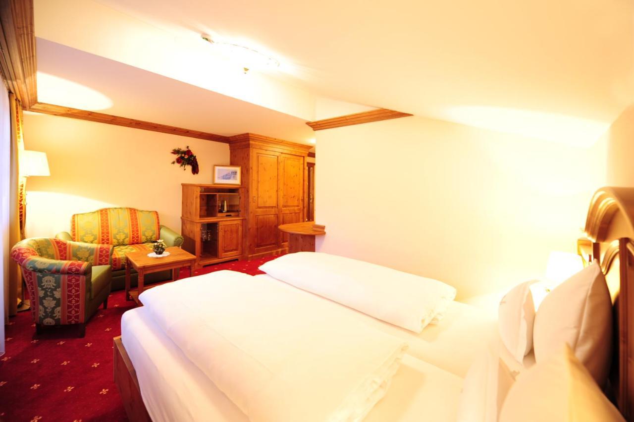Hotel Max Зерфаус Екстер'єр фото