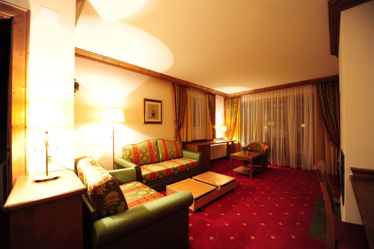 Hotel Max Зерфаус Екстер'єр фото