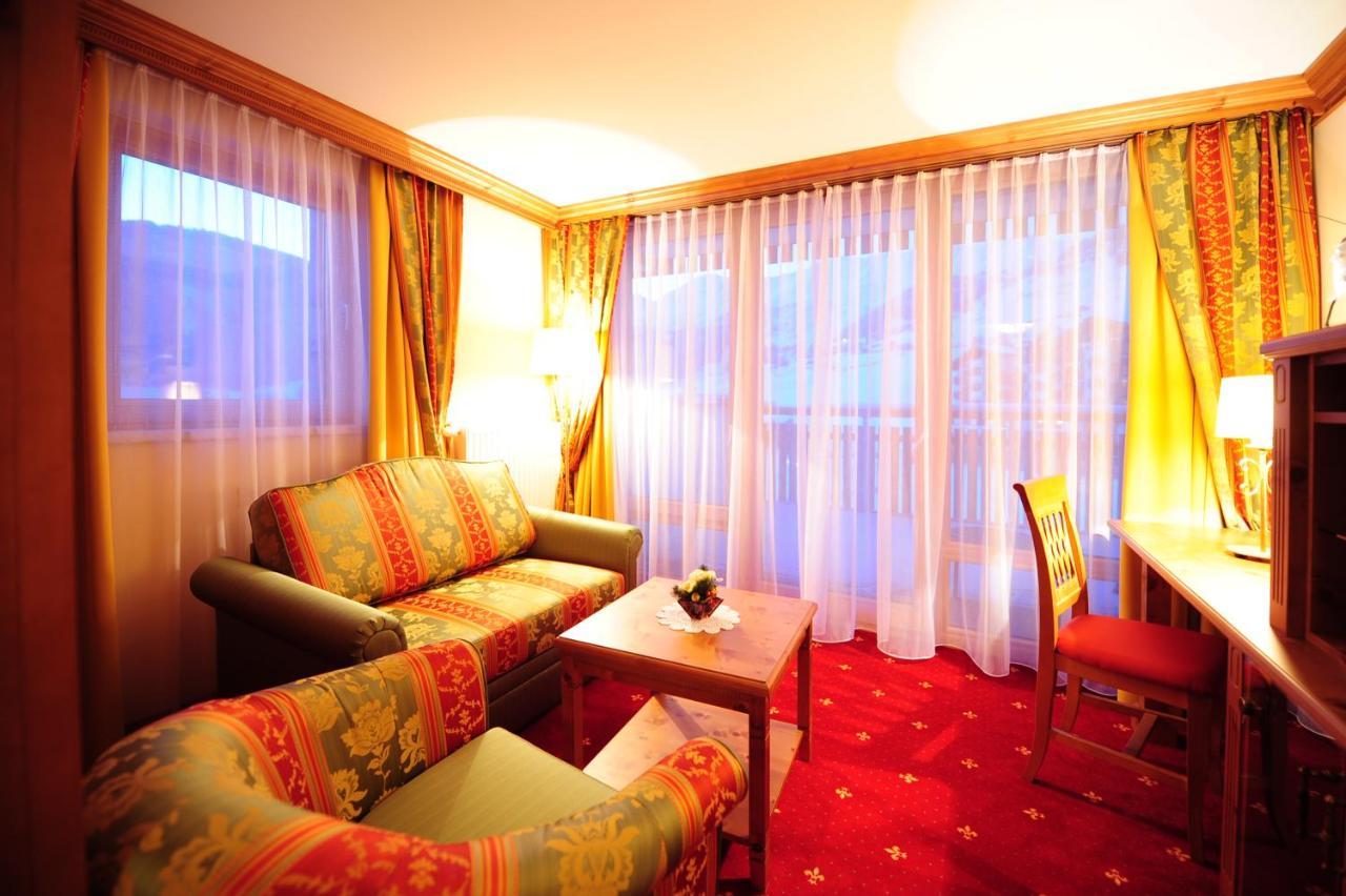 Hotel Max Зерфаус Екстер'єр фото
