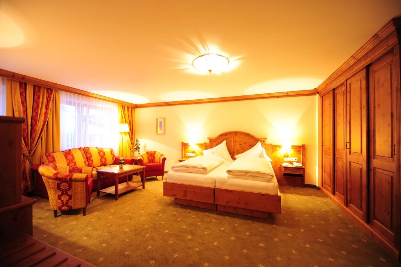 Hotel Max Зерфаус Екстер'єр фото