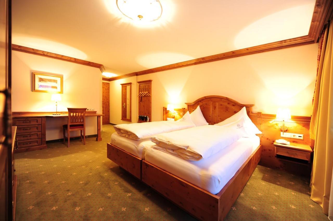 Hotel Max Зерфаус Екстер'єр фото
